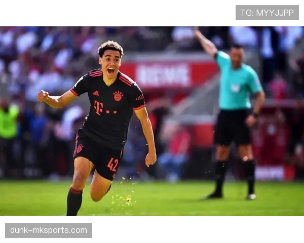 穆西亚拉无球跑动能力提升，跃升拜仁进攻体系新核心