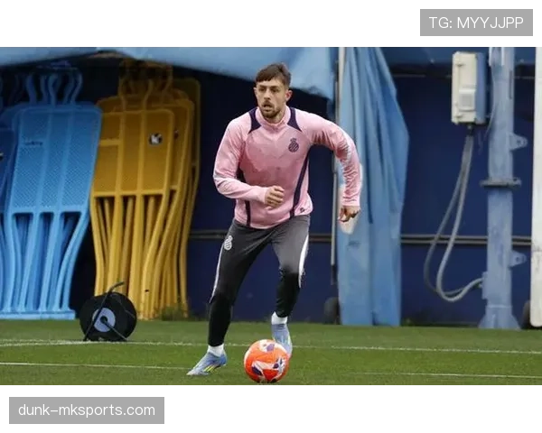 奥萨苏纳防线稳固助球队斩获关键胜利,状态回暖引关注 奥萨苏纳防线稳固助球队斩获关键胜利,状态回暖引关注