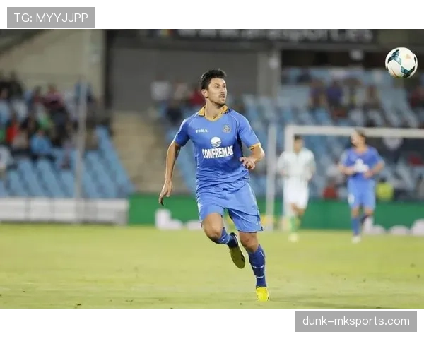 巴列卡诺新赛季强势崛起,边路冲击力成关键看点 巴列卡诺新赛季强势崛起,边路冲击力成关键看点