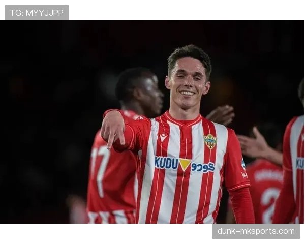 居莱尔 vs 迪巴拉：左脚技术细腻度与实战应用对比分析