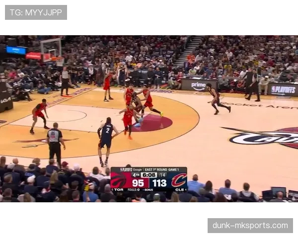 戈塔特挡拆吸引防守拉开空间 提升队友三分命中率